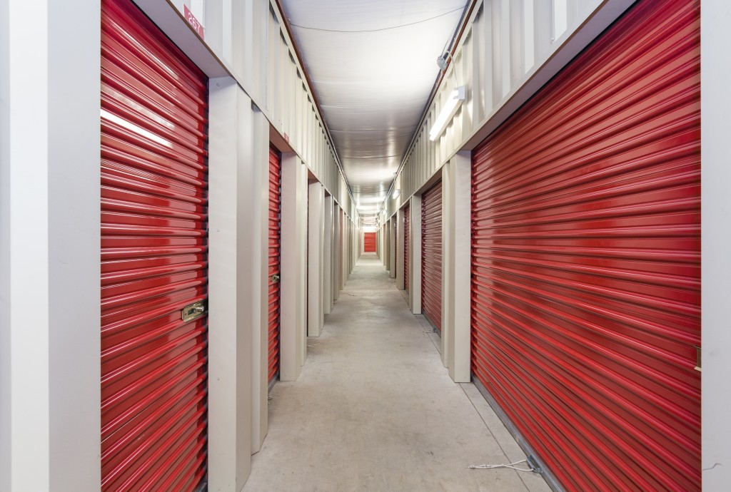 Storage unit