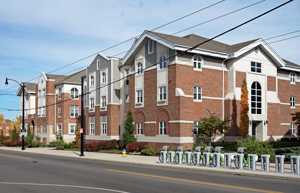 Apartments with Public Bike Share