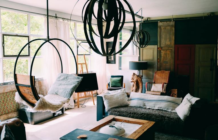 artistic-living-room