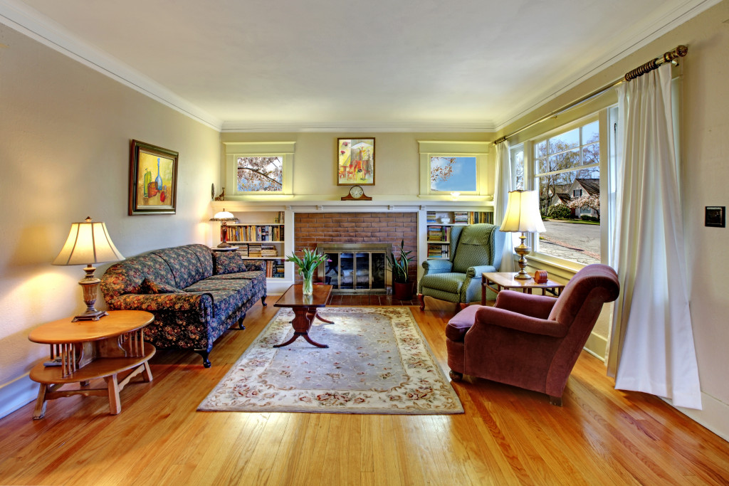 living room with paintings