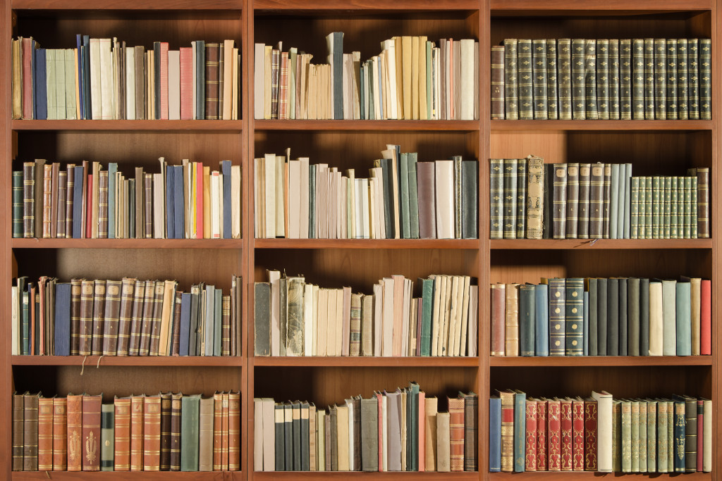 home bookshelf