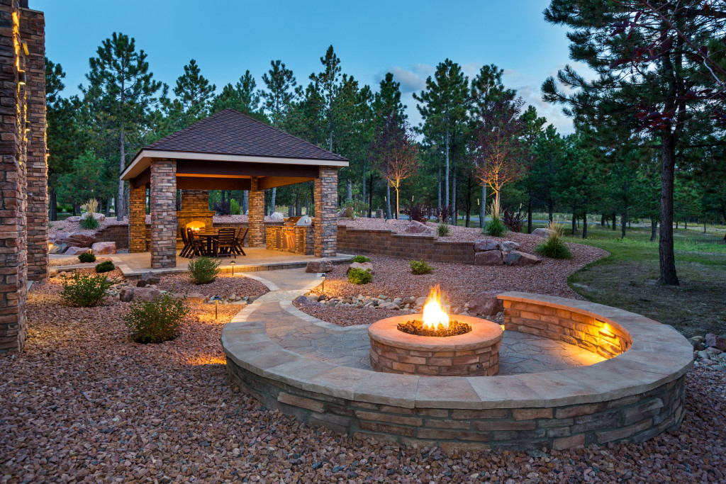 an outdoor with stone design aesthetic